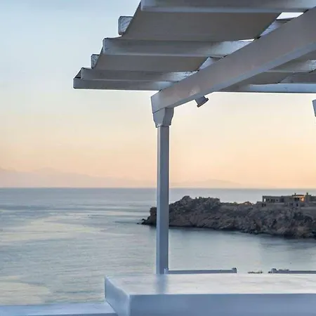 Super Rockies 4* Super Paradise Beach (Mykonos)