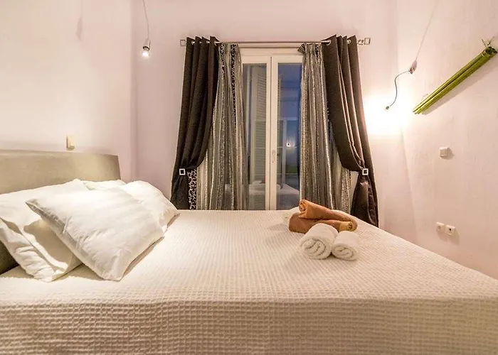 Super Rockies 4* Super Paradise Beach (Mykonos)