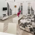 Super Rockies 4*