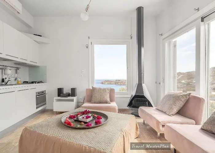 Super Rockies 酒店 4*