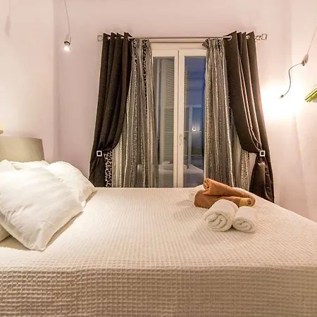 Super Rockies 4* Super Paradise Beach (Mykonos)