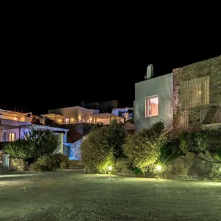 Super Rockies Super Paradise Beach (Mykonos)