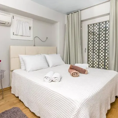 Super Rockies 4* Super Paradise Beach (Mykonos)