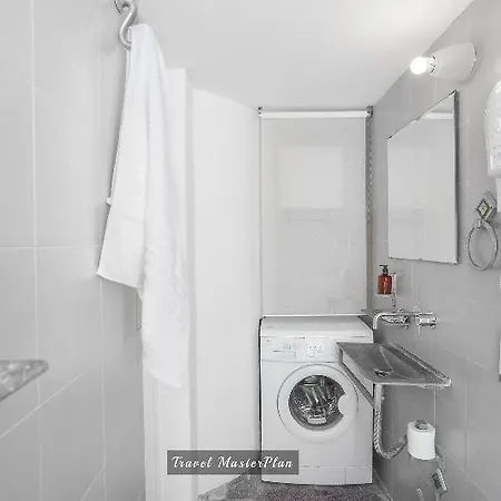 Super Rockies Super Paradise Beach (Mykonos)